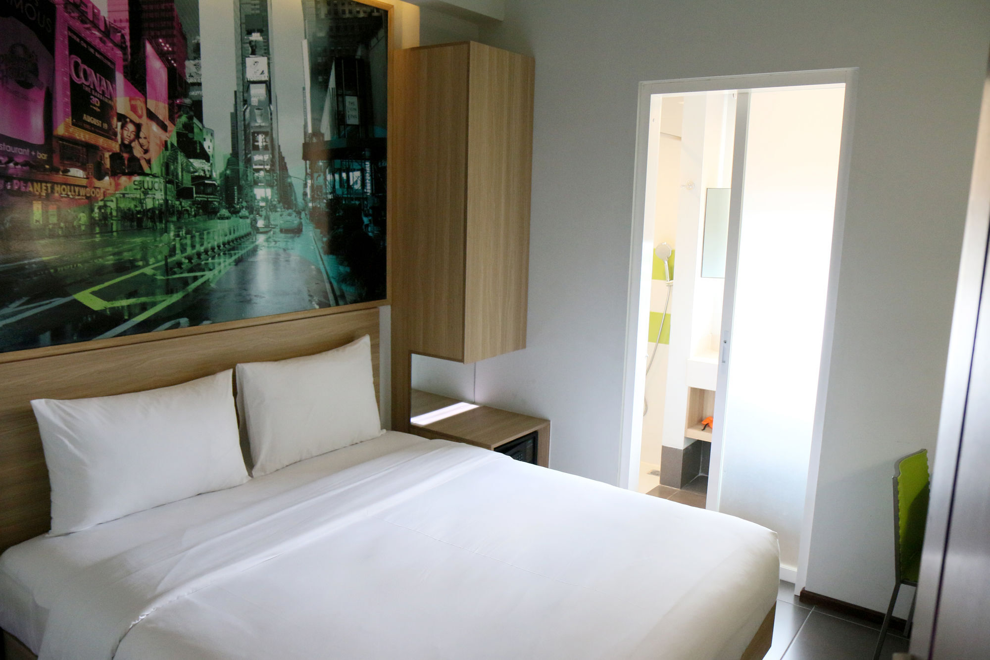 Cleo Hotel Jemursari Surabaya Luaran gambar