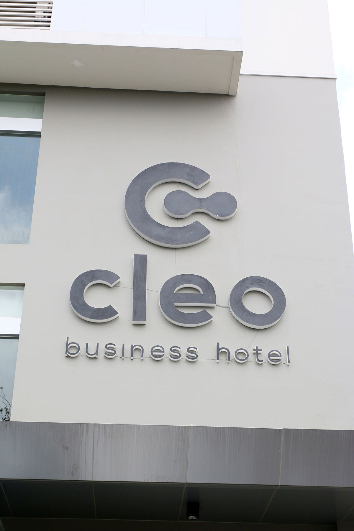 Cleo Hotel Jemursari Surabaya Luaran gambar
